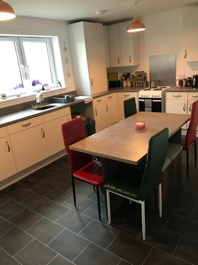 Modern And Bright Home In Quiet And Central Area Inverness Zewnętrze zdjęcie